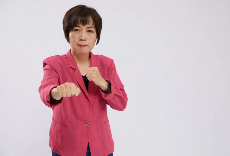 �就是要和蔡英文懟到底！�