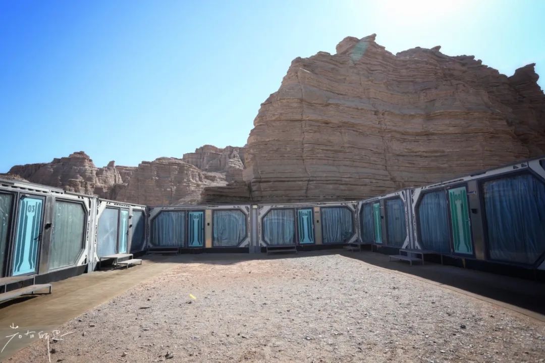 Self-driving Xinjiang Dahaidao No Man’s Land, deep into Yadan Desert, a rare wonder