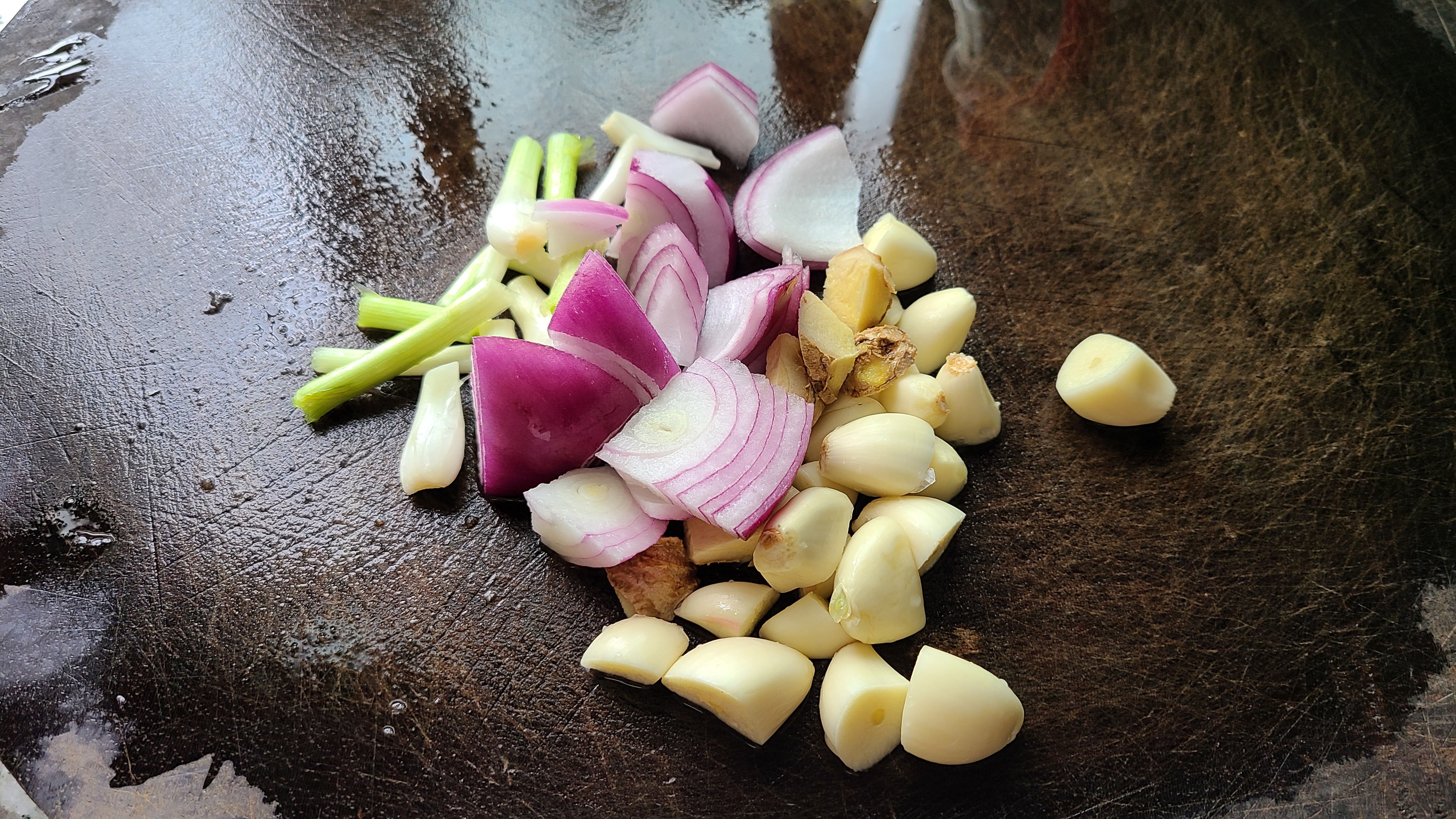 廣東人這樣做排骨太香了，營養好吃味道濃，家常做法又簡單