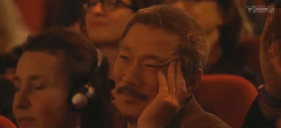 她是韩国萧亚轩，与大22岁导演婚外恋5年：我想要男人都会爱上我