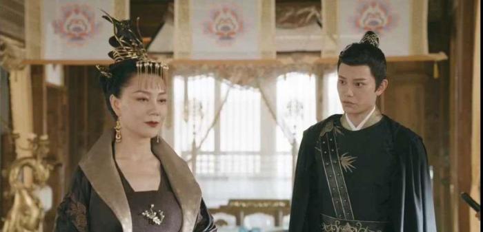 传闻中的陈芊芊：韩少君黑化后十个细思极甜的