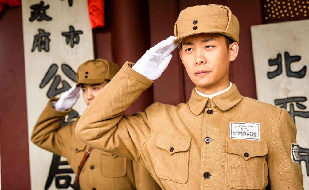 守护植物人初恋10年，却这样对待家里佣人，张译