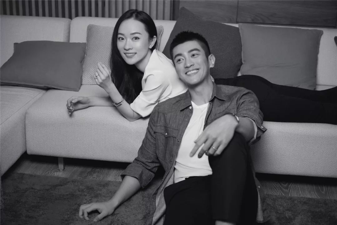 霍思燕晒儿子怼脸视频，嗯哼瘦到脱相双眼皮都消失，差点没认出来