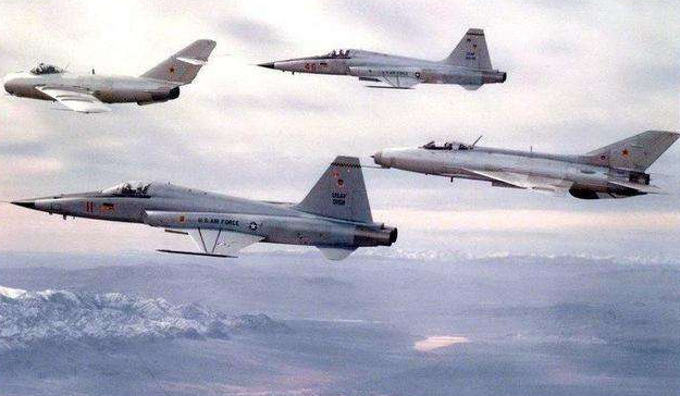 俄专家大胆预测：疫情一结束，世界军事领域只有三大玩家