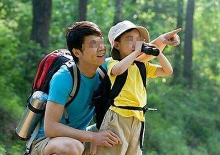 “爱出去玩”的孩子，和只爱“宅在家”的孩子，10年后差距明显