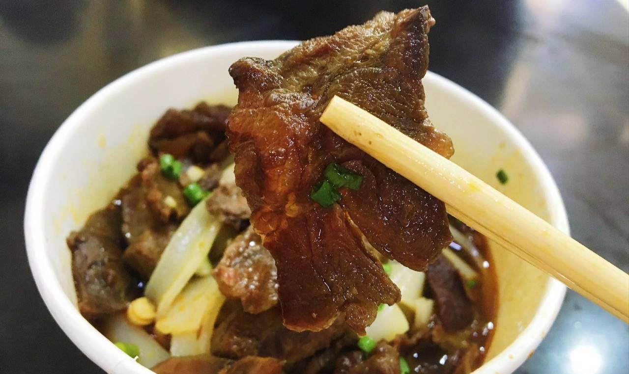 比户部巷还牛逼！藏在武汉闹市，家家都是网红店，你吃过几家？