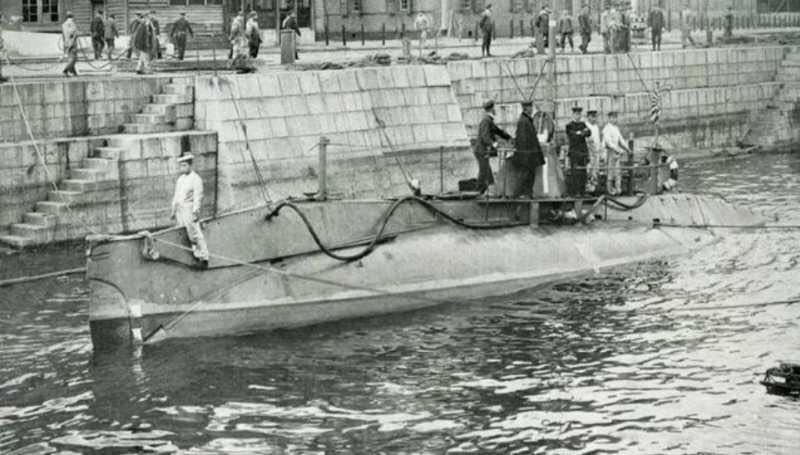 潜艇的先驱者——“霍兰”号，美国海军第一艘