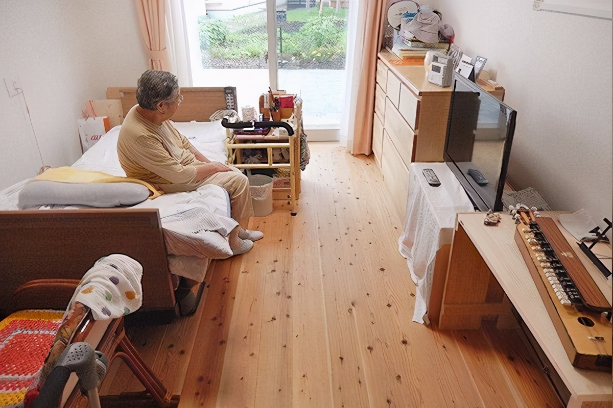 these-personalized-nursing-homes-in-japan-have-subverted-your