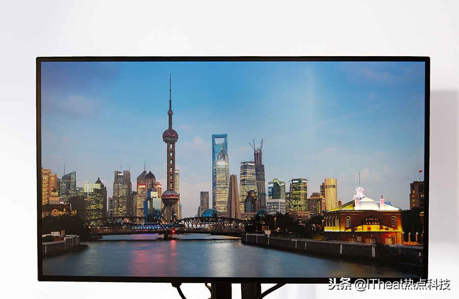 优派VP2768-4K显示器体验测评：一般的升级，不一般的表现