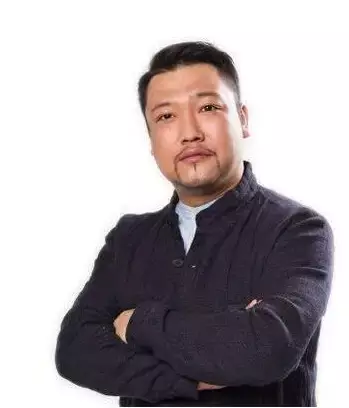 辞掉副处级工作后,贾冰的现状让人深思:热气腾腾的人生最是滚烫