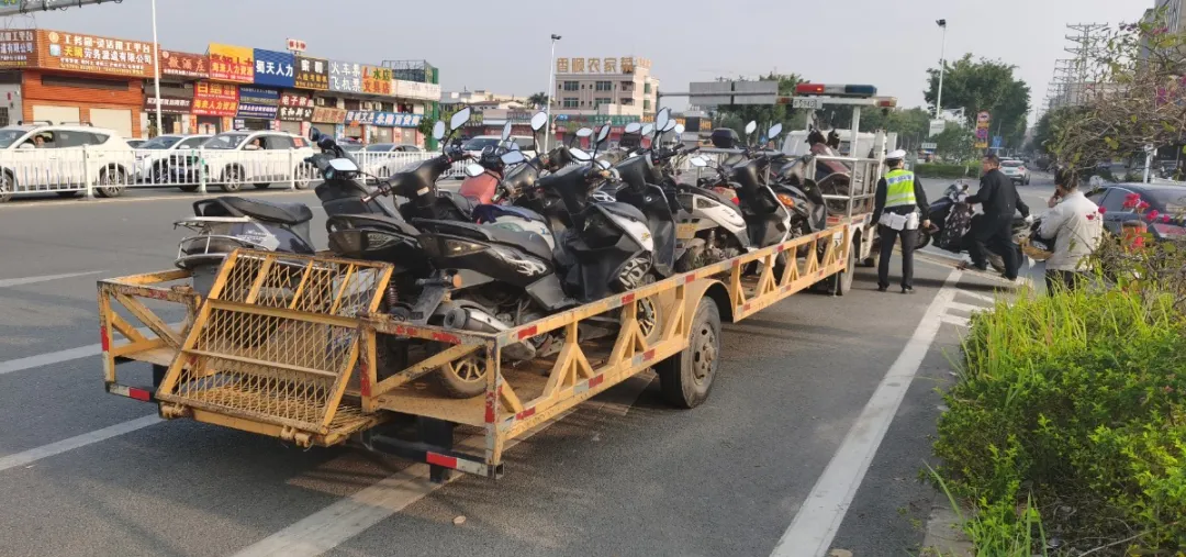 即日起东莞全面展开查缴违法摩托车