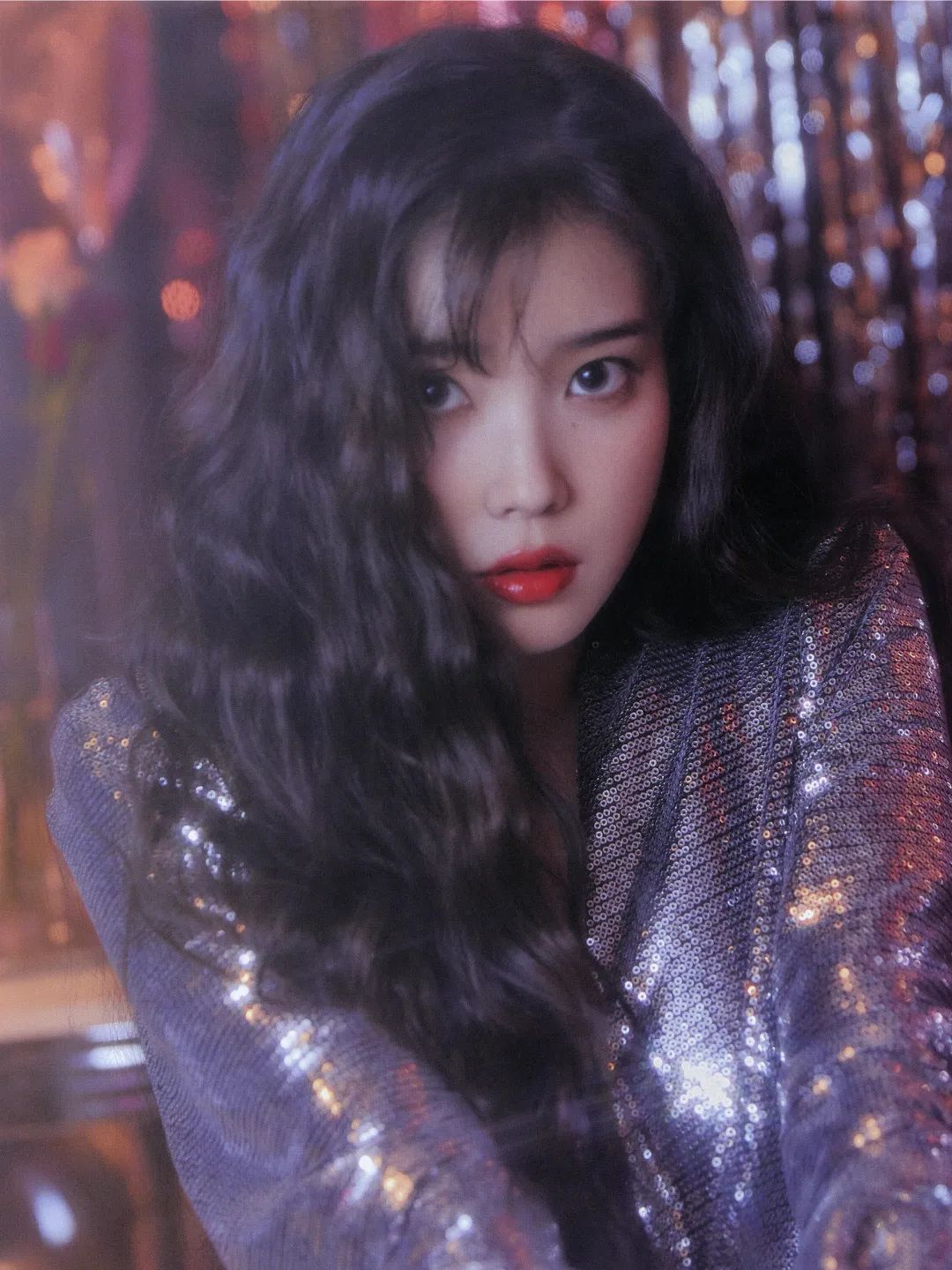 别再“披头散发”了！这4款冬季发型才够美够撩