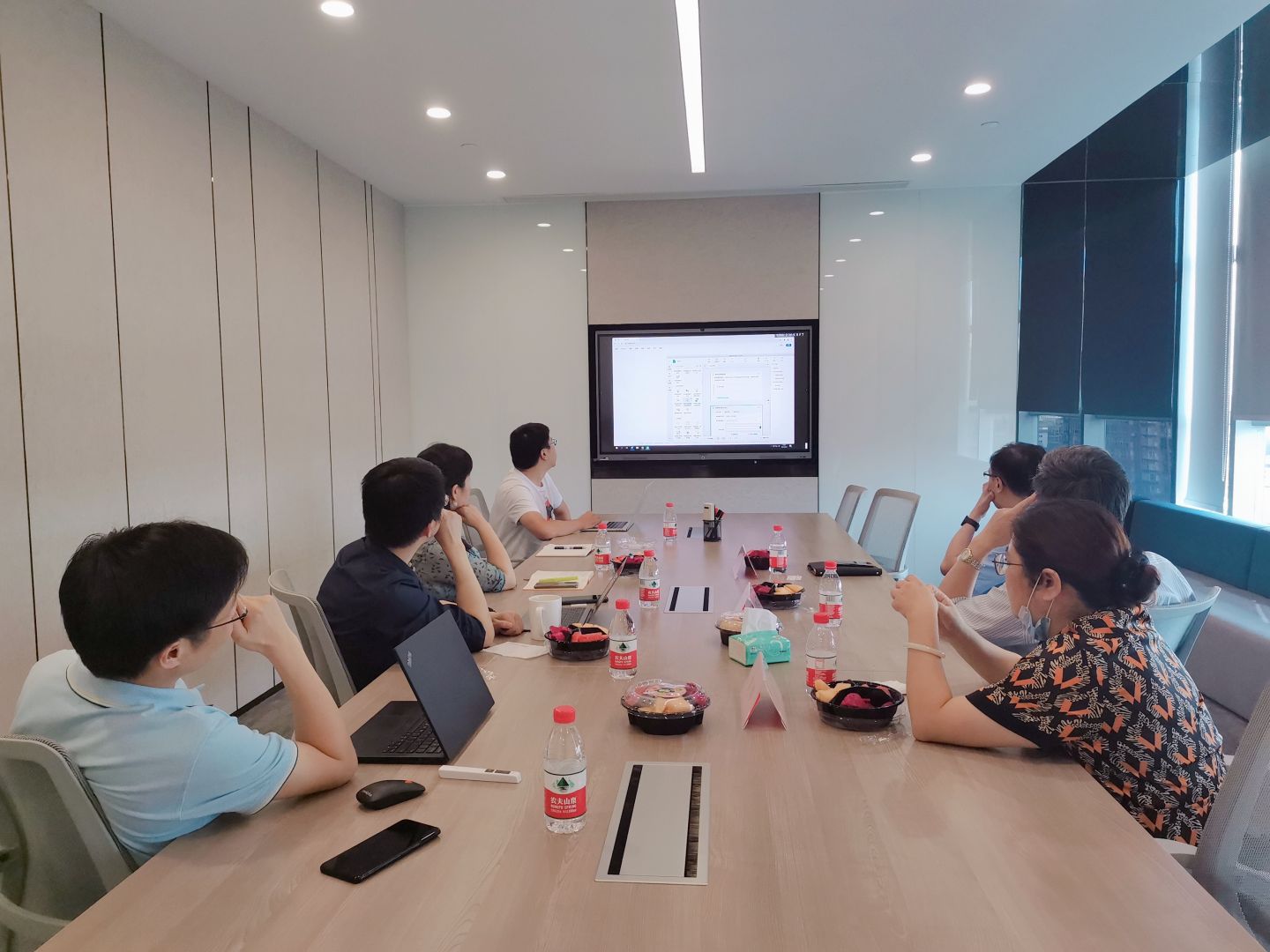 上海科学技术协会党组成员副主席梁兆正一行视察壹沓科技上海总部