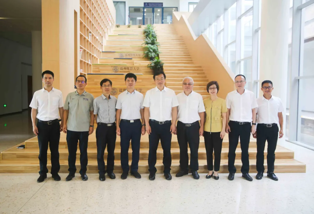 省审计厅副厅长白剑峰一行来我校调研