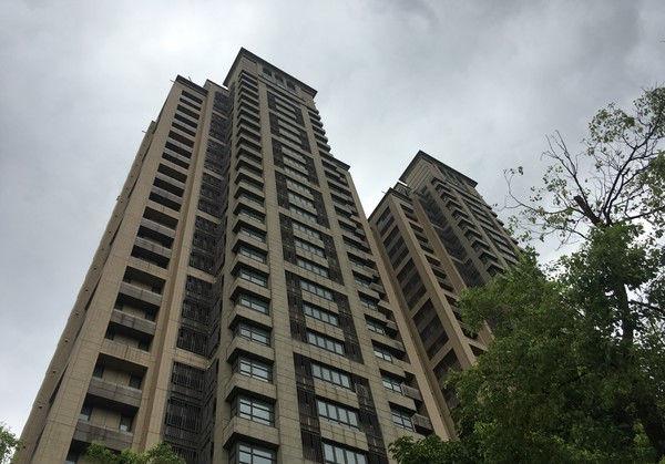 大S五千万奢华豪宅内景曝光，网友大呼：捉迷藏都找不到人