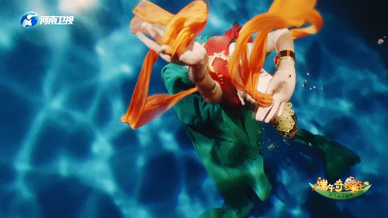 河南卫视刷屏！20天打造出端午奇妙游：水下泡足26小时，摄影师曾毛血管破裂，主创：好作品国人愿奔走相告