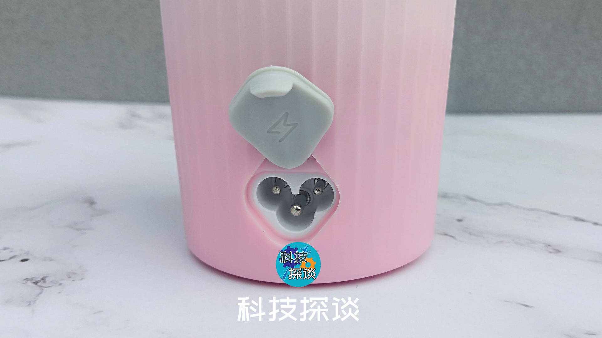 何必排隊買奶茶，有了圈廚便攜式奶茶機，通上電就能自制奶茶