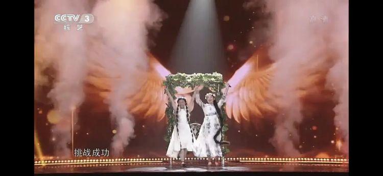 长发母女组合沈昵、程蔚然|中国第一长发母女组合沈昵、程蔚然登上央视黄金100秒挑战成功