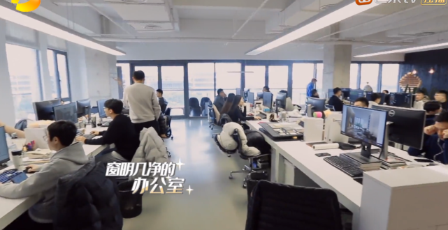 Drive 300 thousand car, still ask a driver, gather up Fang Lei's economic atmosphere is inferior to Wang Lin really