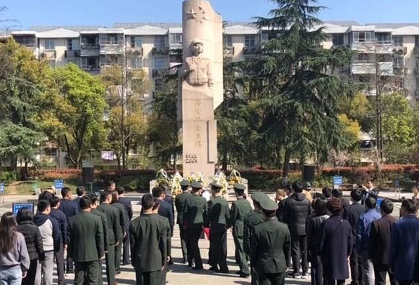 当年10万军民都没搜寻到王伟，如今才明白其中缘由，并已补足短板