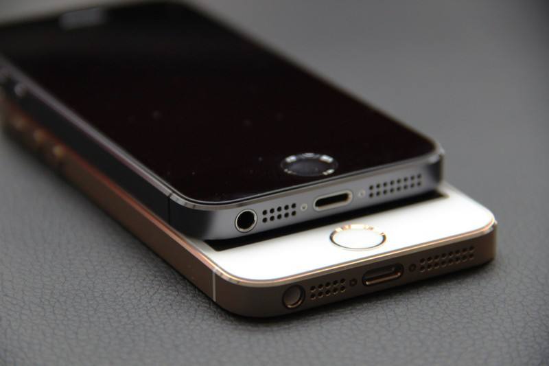 曾經(jīng)的夢(mèng)想機(jī)型，堪稱經(jīng)典的iphone5S