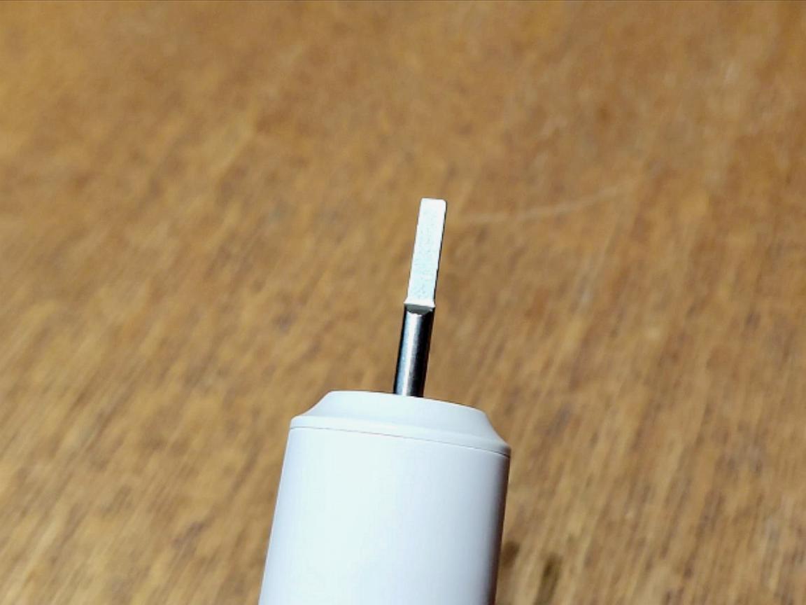 南卡声波电动牙刷，开启刷牙全新体验