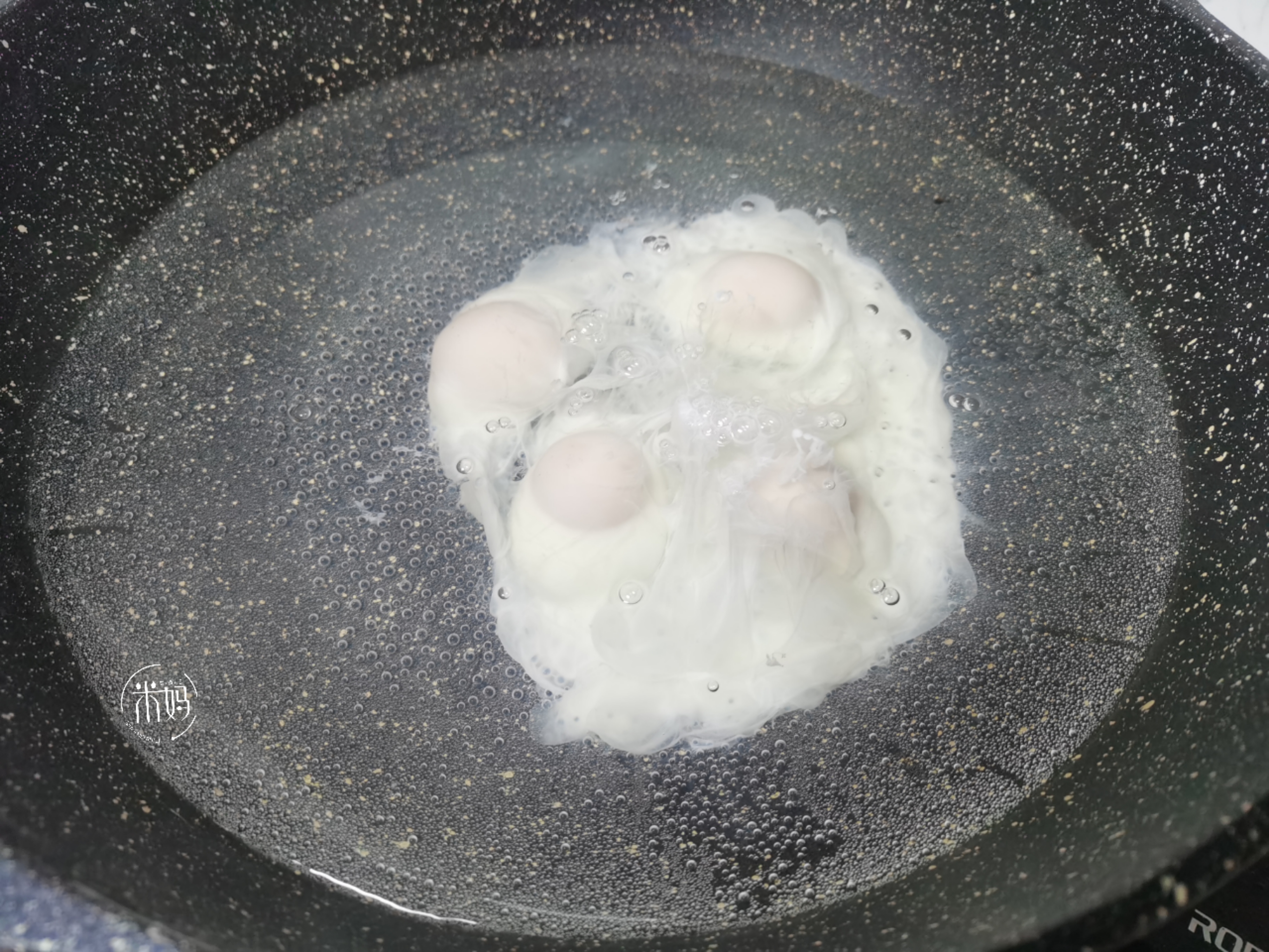 图片[13]-水煮荷包蛋的2种技巧做法步骤图 又圆又嫩一看就会-起舞食谱网