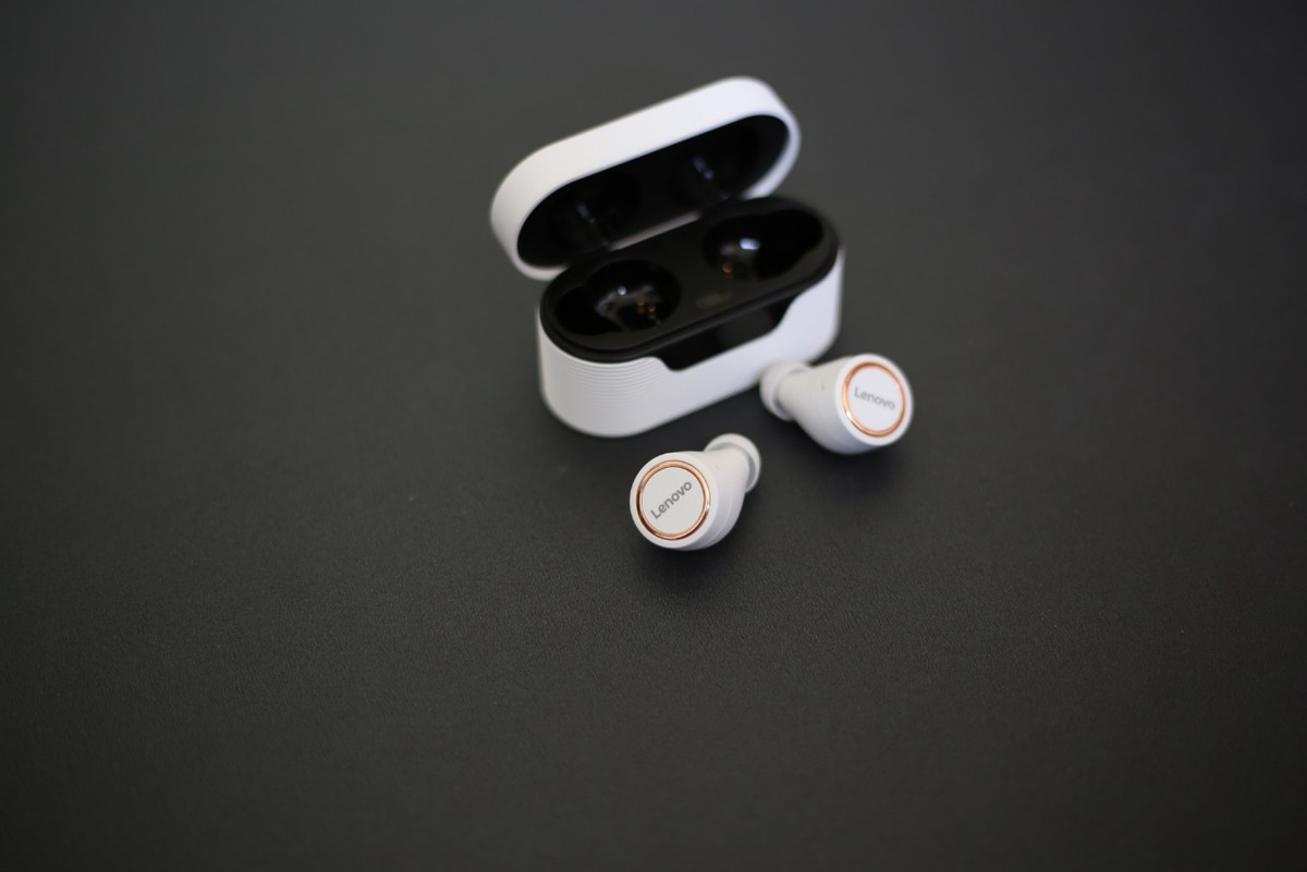 学生党不容错过的平价高颜值运动蓝牙耳机，Lenovo LivePods LP12