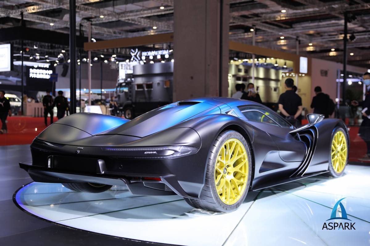 72秒破百!世界加速最快电动超跑owl亮相上海车展_太平洋号