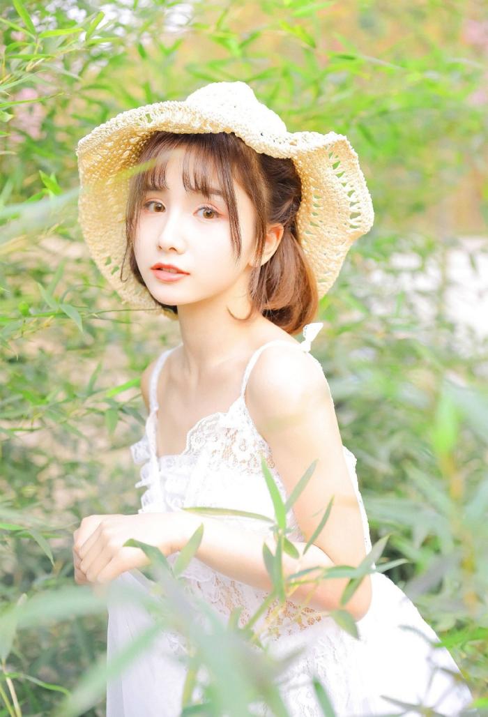 清纯美少女写真集，粉嫩甜美少女清纯写真