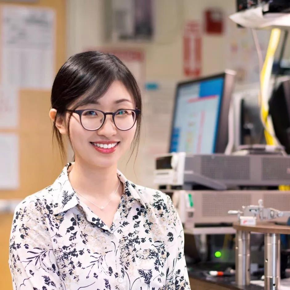 Introducing quantum dot lasers into silicon light, millions of hours of