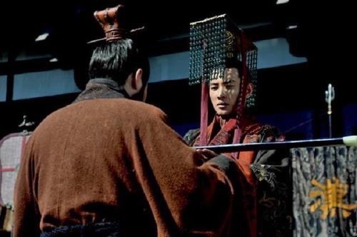 历史趣闻13则：窝囊皇帝吓曹操、韩愈以貌取人、白居易寻花问柳-第2张图片-大千世界