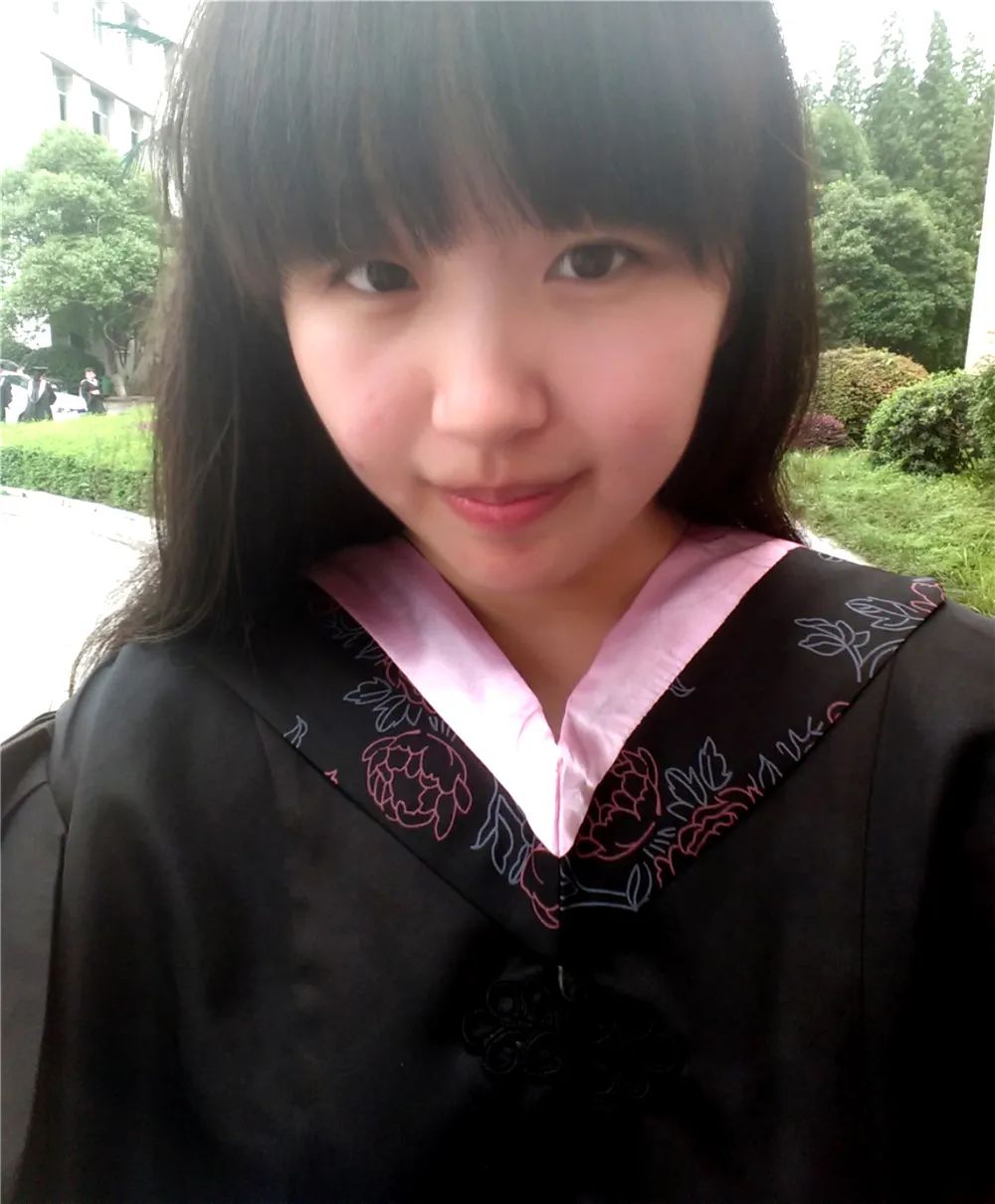 女兵入伍前后变化太大！网友：不一样的美，限