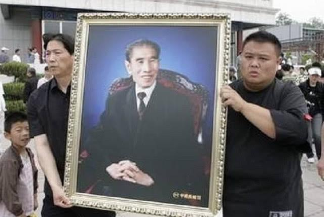 仗义的孙越：为兄弟接受郭德纲邀请，托起岳云