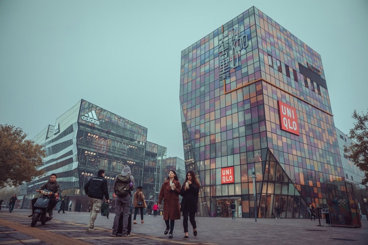 The boreal capital below 14 cameraman camera lens