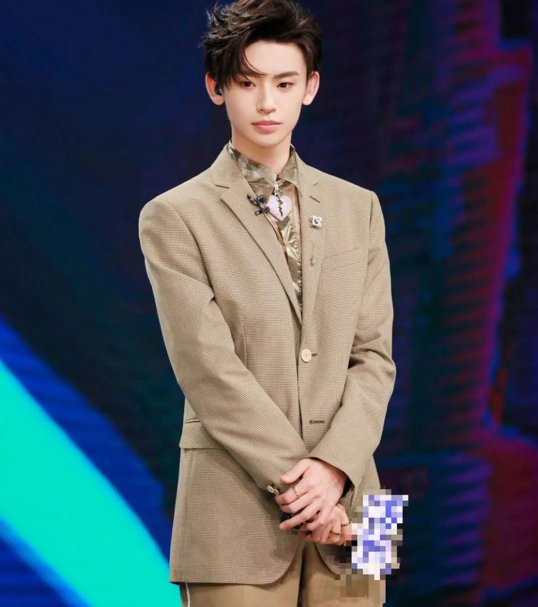 他曾弃《好声音》决赛，连上3个选秀仍不红，今