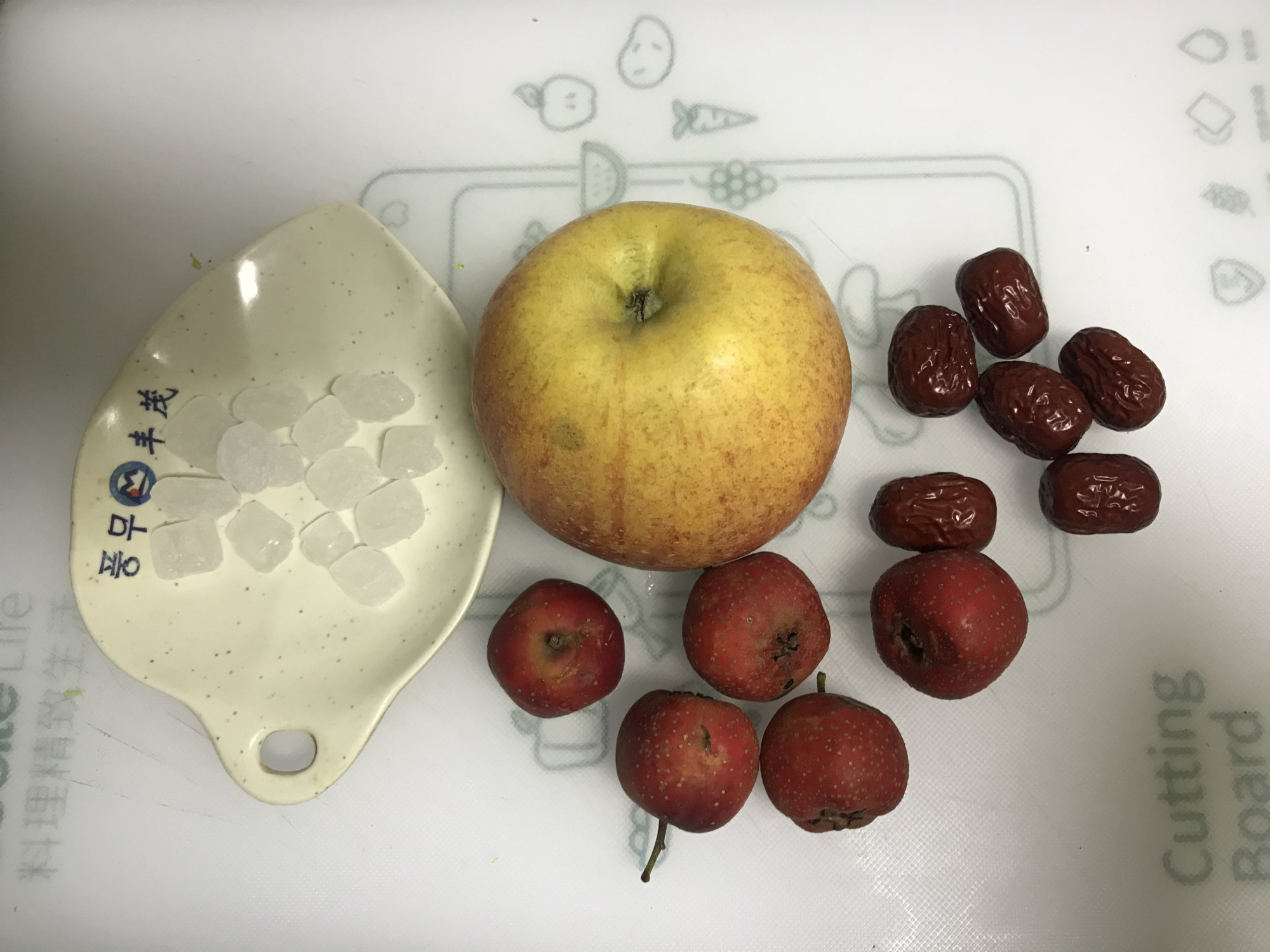 苹果和它是绝配，切块放锅里一煮，喝出水润白皙，营养美味别错过