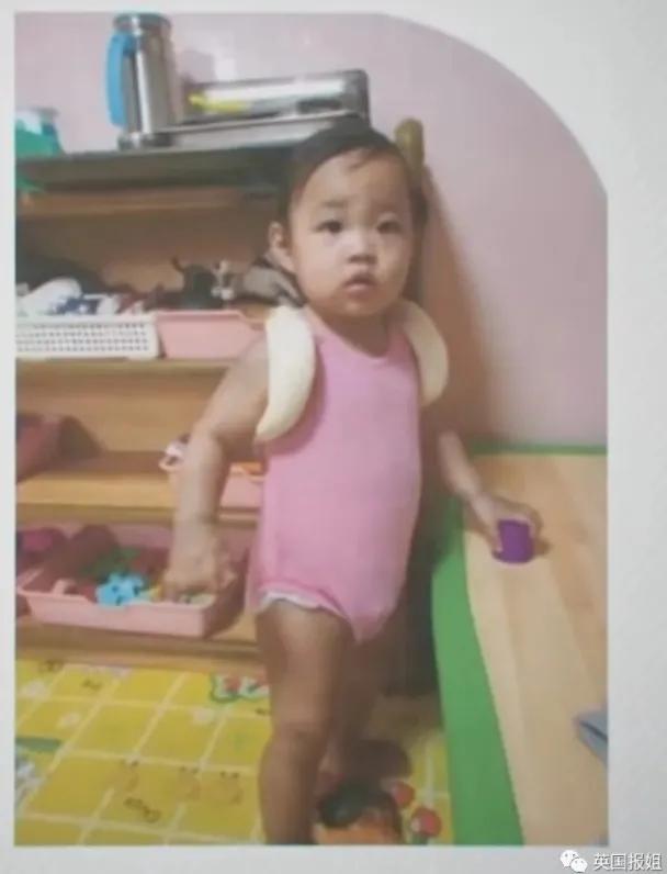 父母虐死1岁女儿，疑似踩到胃破骨碎！20万人为其请愿…