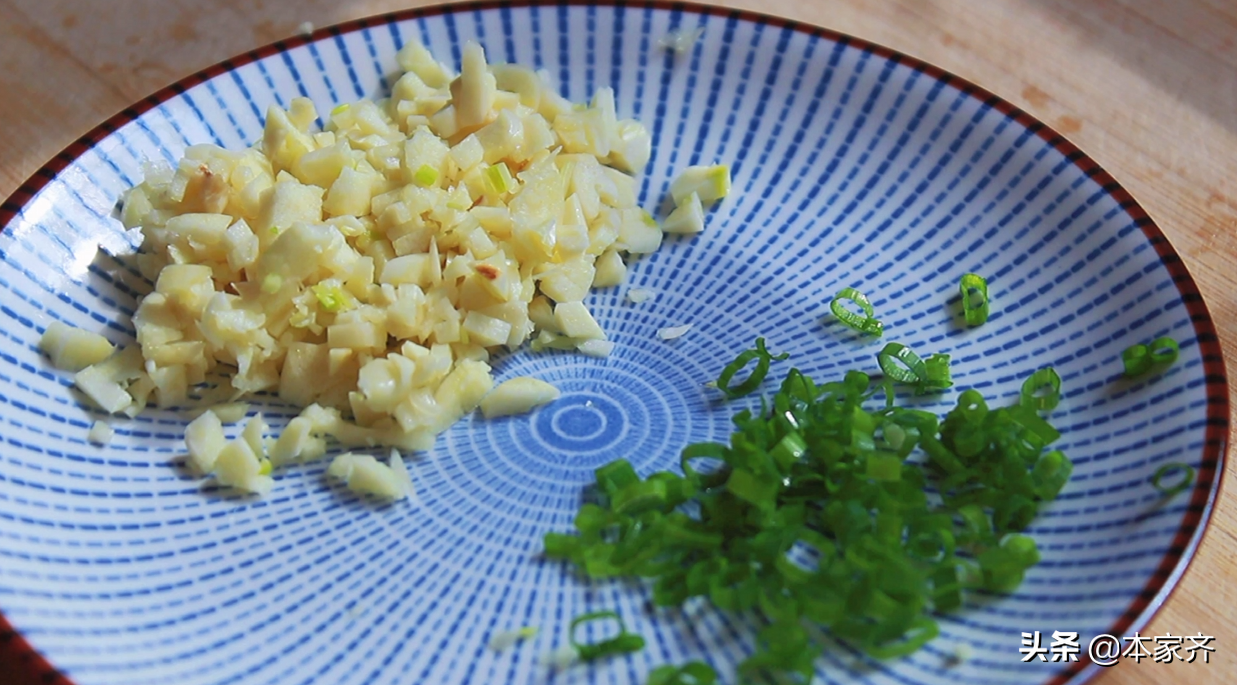 這種豆腐2元一根，比普通豆腐更好吃，軟嫩彈牙，上桌準光盤