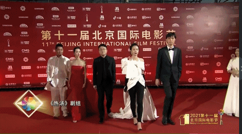 女明星红毯造型千奇百怪，杨颖太俗，梅婷让人