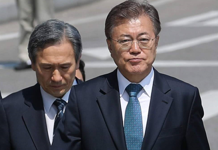 美国“放水”全球买单？韩国宣布加息，给世界各国敲响警钟