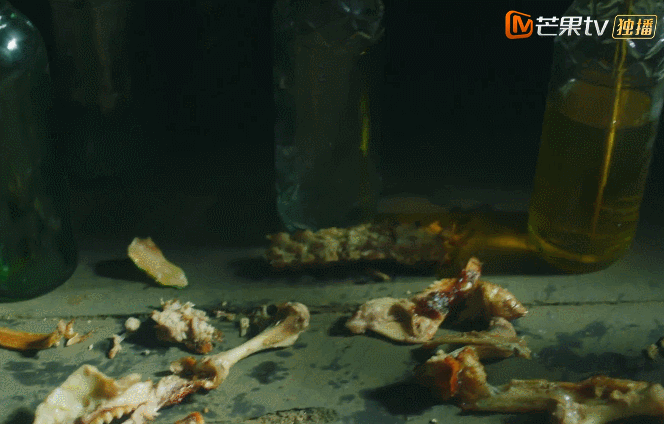 母亲是百亿票房女演员，儿子却从小鲜肉，变成