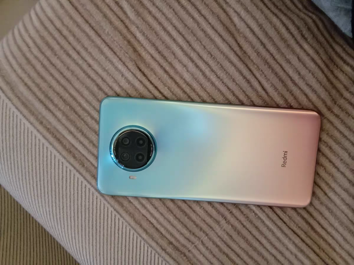 快充、高刷、性能？三款千元机推荐，最高仅售