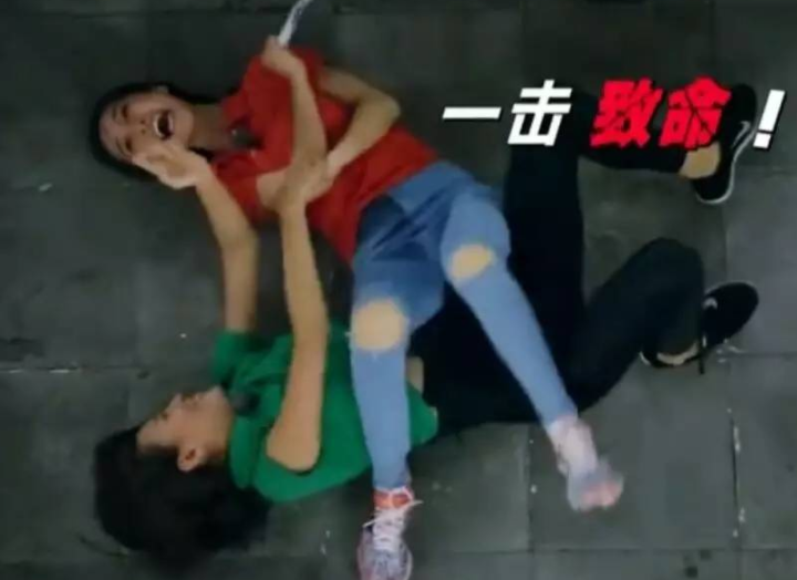 baby戴眼罩鼻子挤压变形，鼻梁形状暴露是否原装