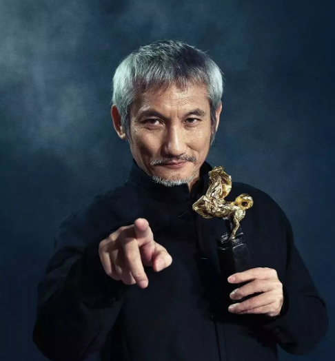 王丽坤于和伟陷“夜光麻将”，乔振宇摆脱骂名