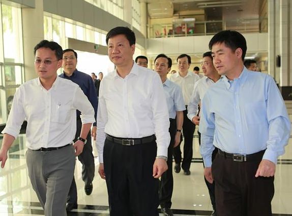 陈建华夫妇成江苏新首富，挣钱速度为每天8.9亿