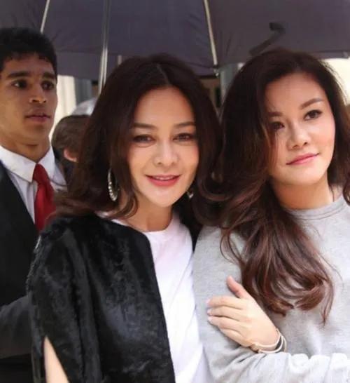 钟镇涛拒绝复婚：58岁再做父亲，是四个儿女的幸