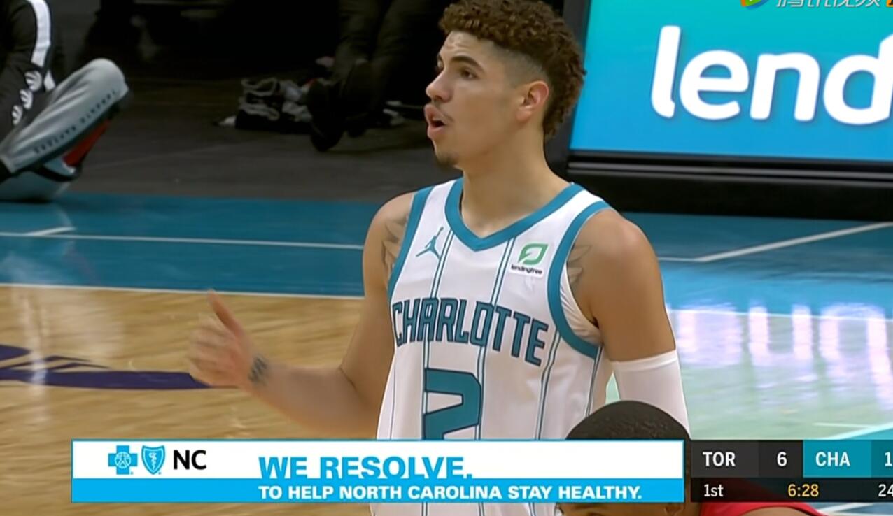 蛻變？黃蜂首節轟22-0打花暴龍，三球變中鋒，海沃德體現價值