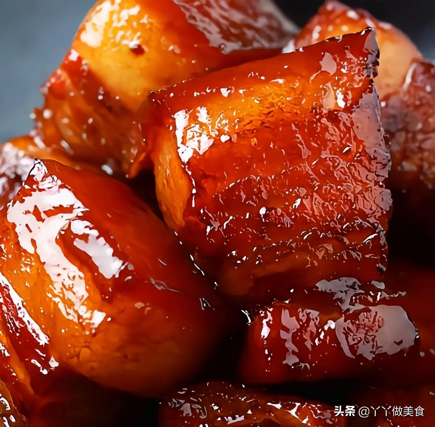 做紅燒肉，切記別焯水和用水燉了，教你一招，肥而不膩，超下飯