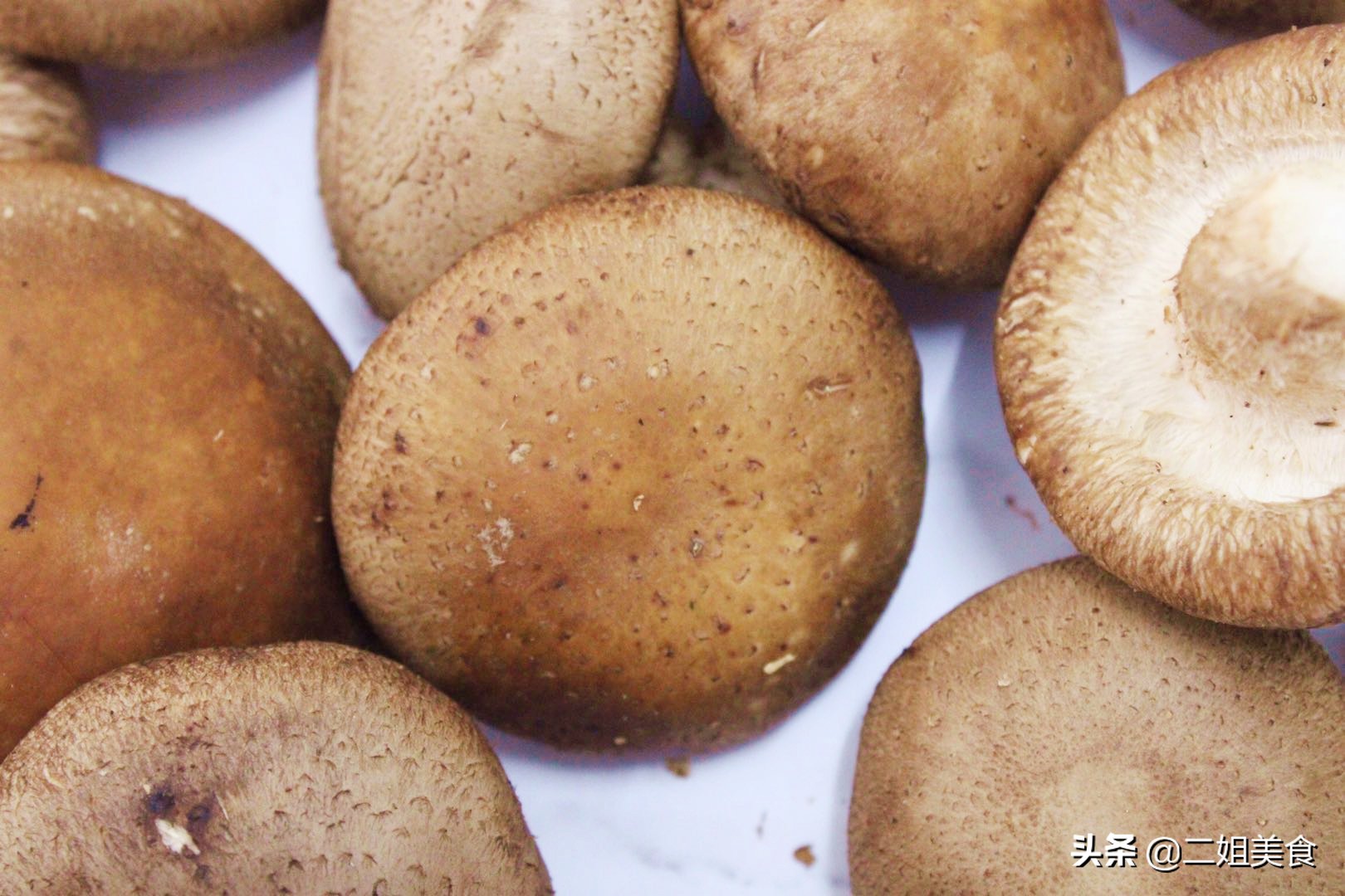 買香菇，選大的還是選小的？ 牢記“2要2不要”，以後別再買錯了